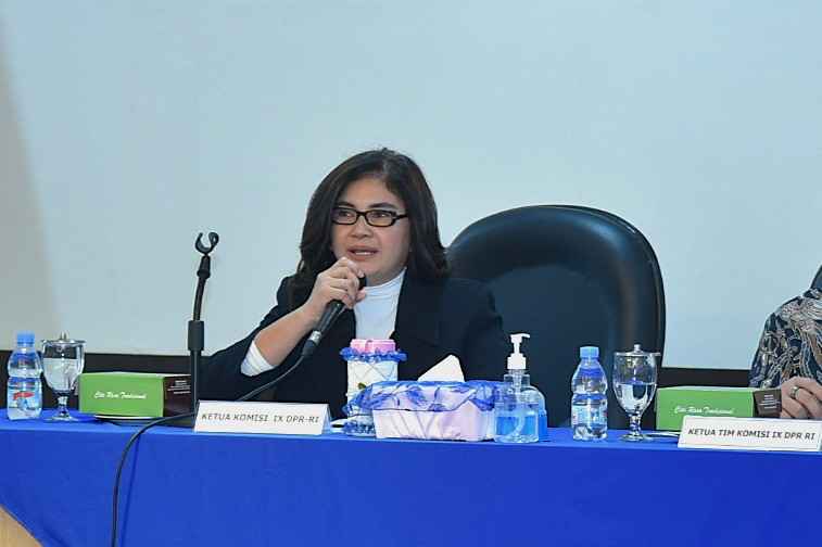 Felly Runtuwene Minta Pemda Perkuat Edukasi Penanganan Campak